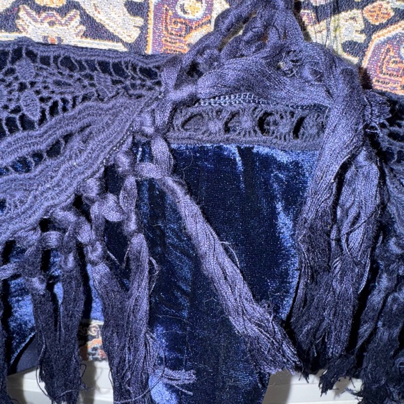 Boston Proper Boho Brocade Jacket. Size 4 - Picture 7 of 10